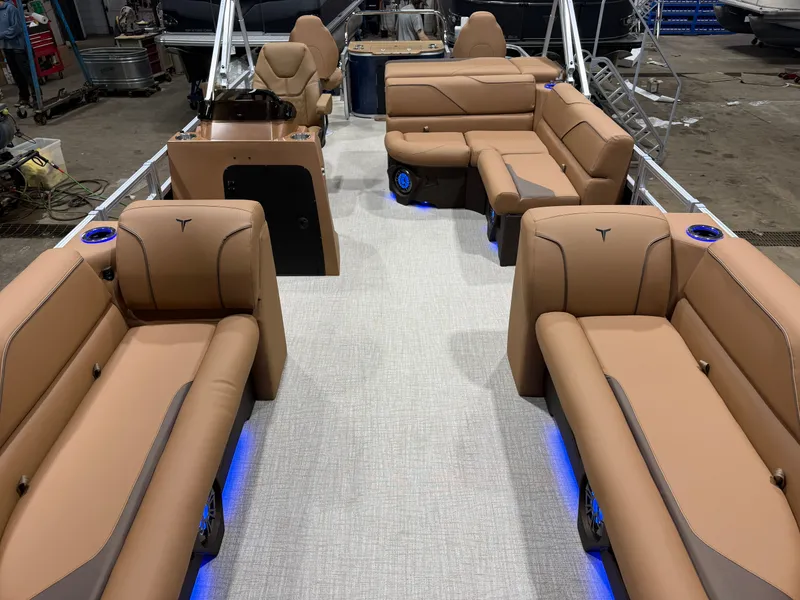 Slide: The Image of Tahoe Sport 2385 Rear Fish Tritoon & Honda 4-Stroke EFI 2026 - 6