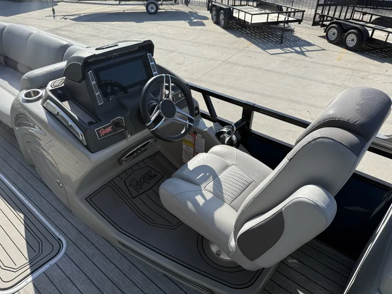 Slide: The Image of Ranger Reata 2300LS Tritoon 2020 - 18