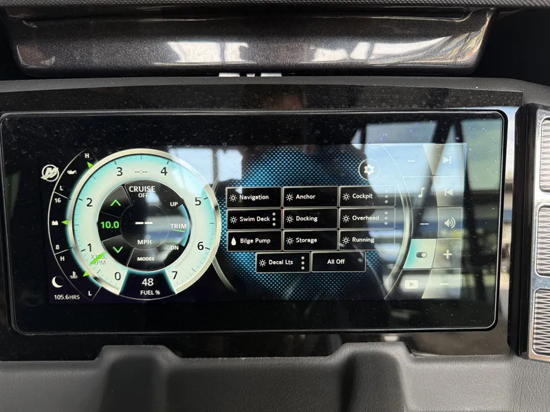 Slide: The Image of Ranger Reata 2300LS Tritoon 2020 - 25