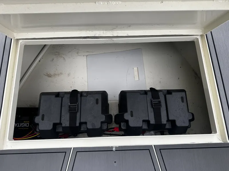 Slide: The Image of Gravois 23 1993 - 8