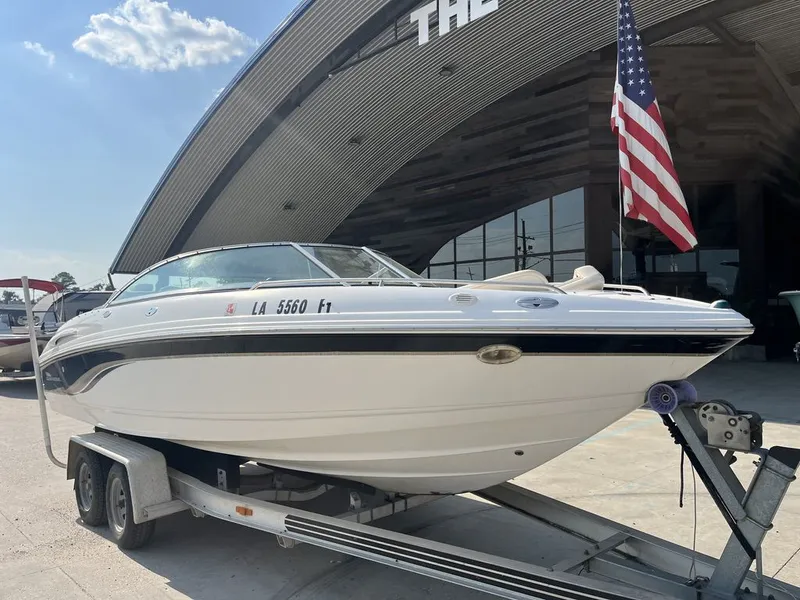 Slide: The Image of Chaparral 220 SSi 2002 - 10