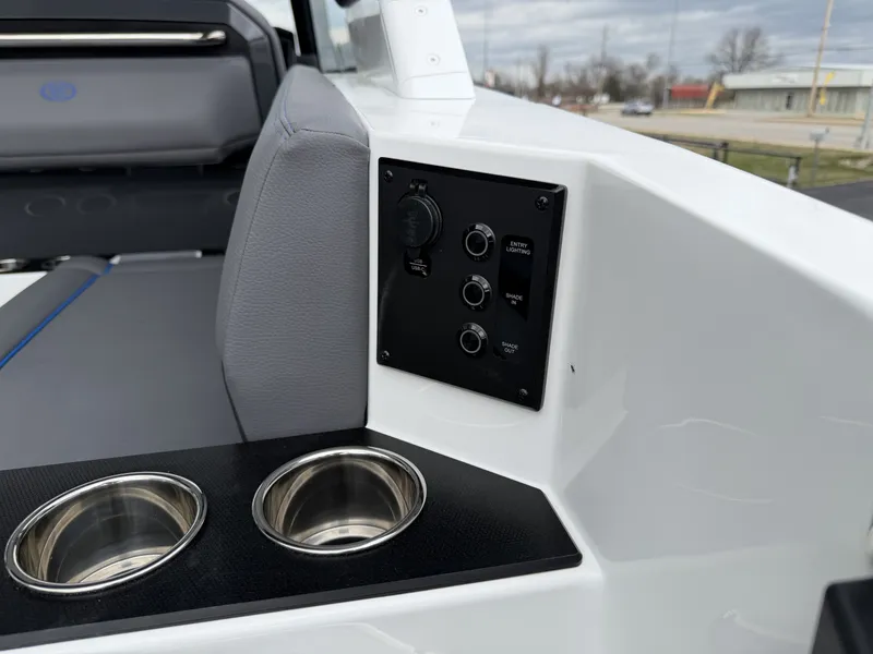 Slide: The Image of Cobalt R31 Surf 2026 - 12