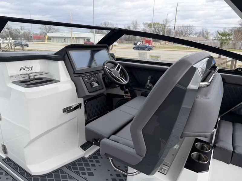 Slide: The Image of Cobalt R31 Surf 2026 - 15