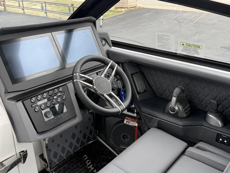 Slide: The Image of Cobalt R31 Surf 2026 - 17