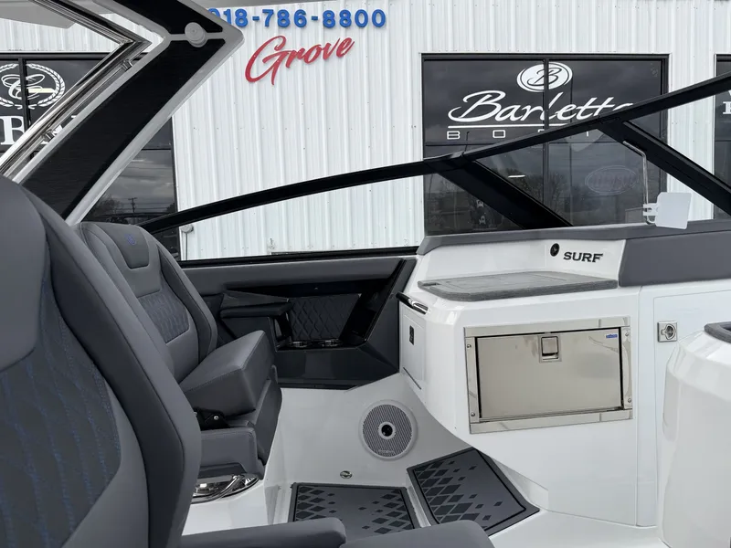 Slide: The Image of Cobalt R31 Surf 2026 - 19