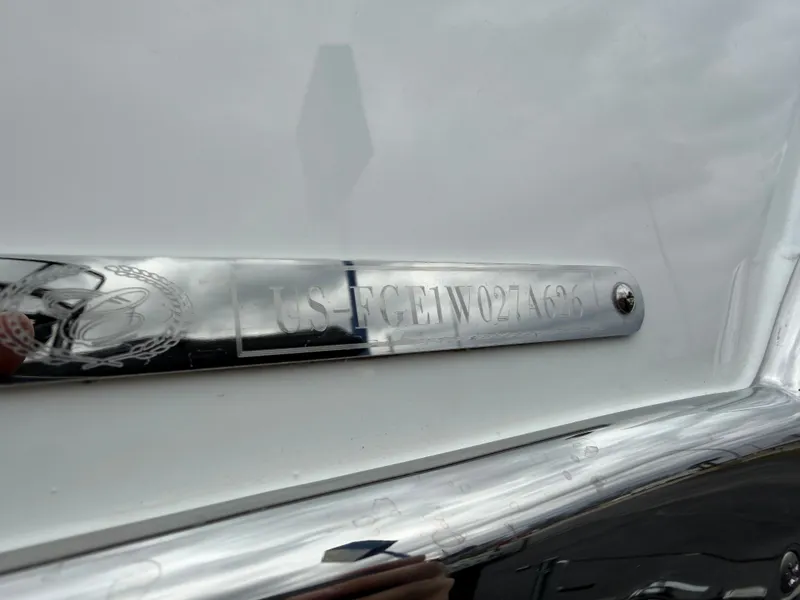 Slide: The Image of Cobalt R31 Surf 2026 - 31