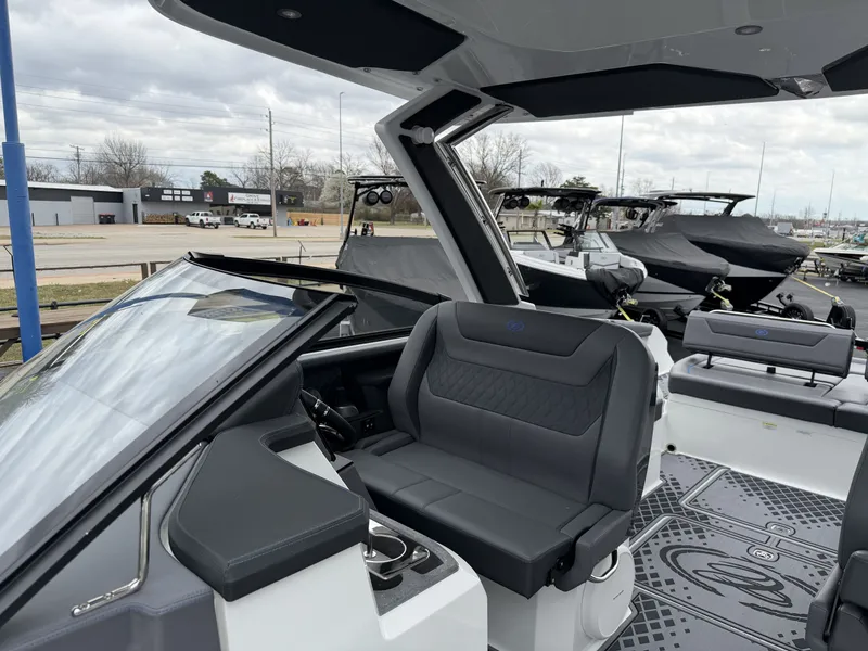 Slide: The Image of Cobalt R31 Surf 2026 - 34