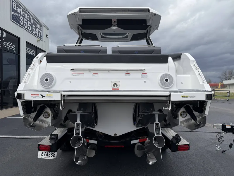 Slide: The Image of Cobalt R31 Surf 2026 - 7