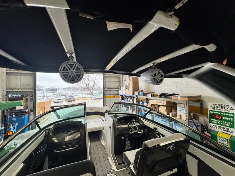 Slide: The Image of Monterey 278 2023 - 12