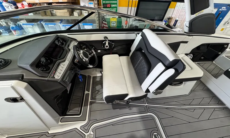 Slide: The Image of Monterey 278 2023 - 6