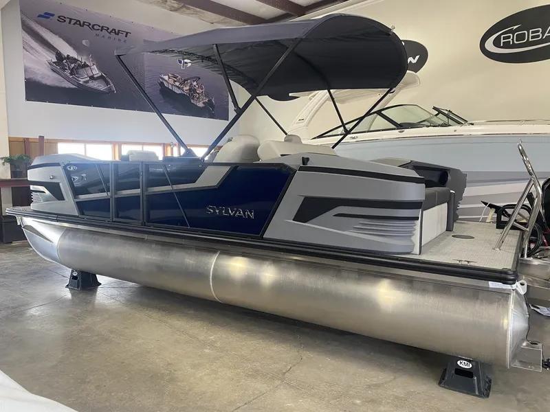 The Image of Sylvan R Series R22 CLZ DH 2026 - 1