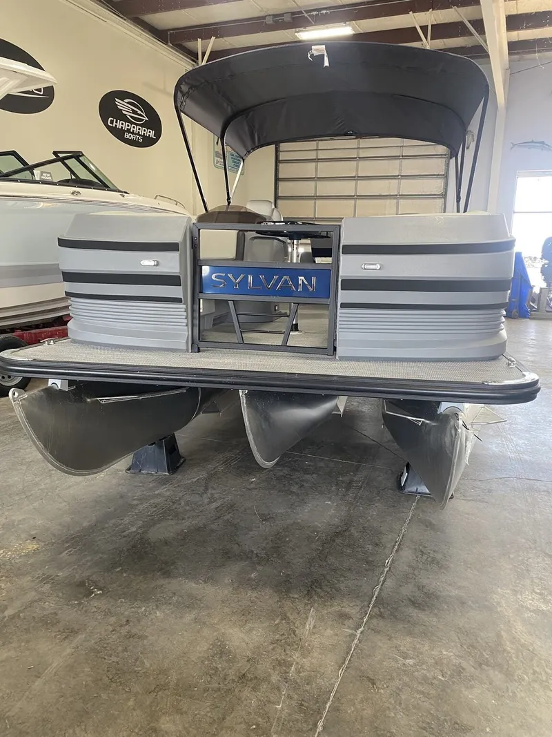 Slide: The Image of Sylvan R Series R22 CLZ DH 2026 - 5