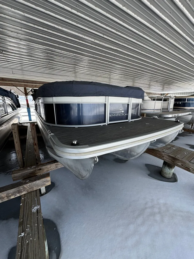 The Image of Bennington 23SBRX 2020 - 1