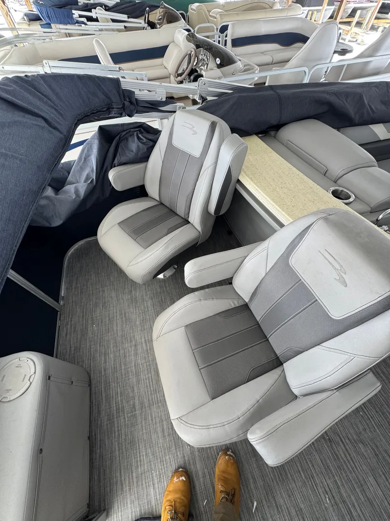 Slide: The Image of Bennington 23SBRX 2020 - 10