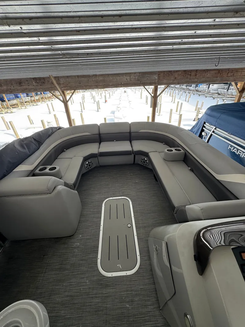 Slide: The Image of Bennington 23SBRX 2020 - 6