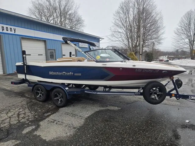 Slide: The Image of MasterCraft ProStar 2023 - 6