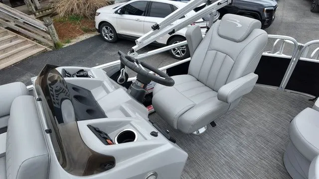 Slide: The Image of Bennington 20 SLV 2021 - 14