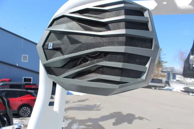 Slide: The Image of Nautique Super Air Nautique GS22 2026 - 32