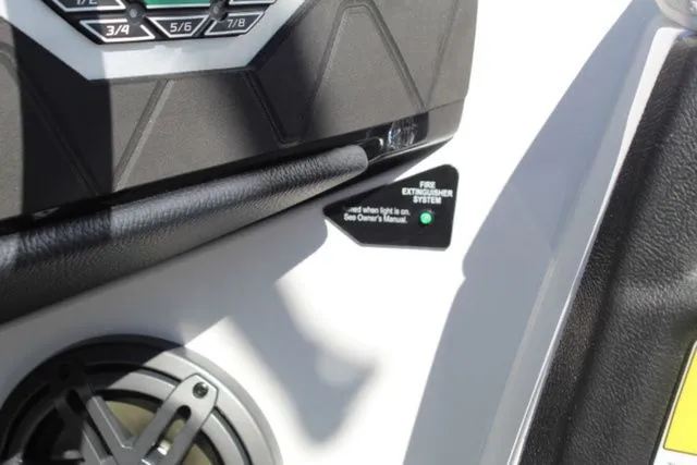 Slide: The Image of Nautique Super Air Nautique GS22 2026 - 34