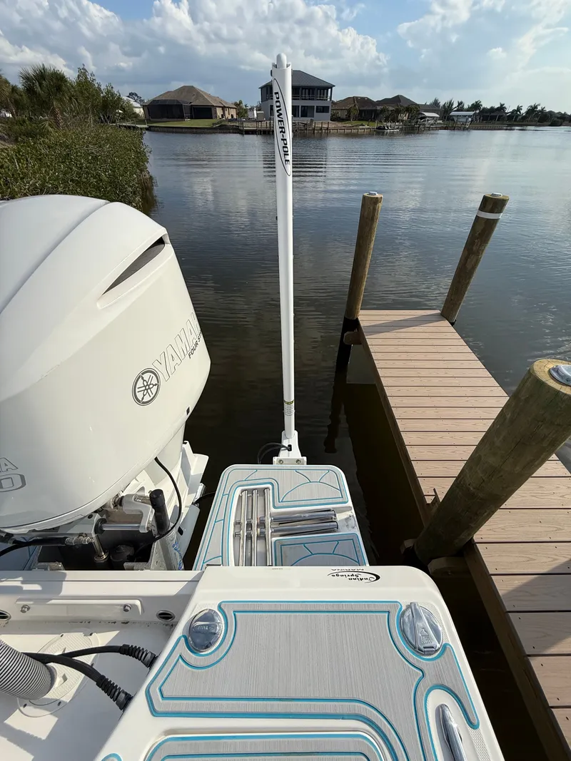 Slide: The Image of Everglades 243 Center Console 2016 - 18