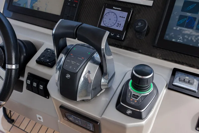 Slide: The Image of Control panel of 2019 Azimut Verve 40 yacht with advanced navigation systems. - 48