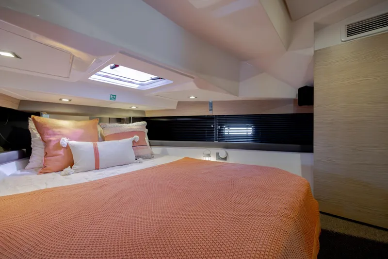 Slide: The Image of Luxurious cabin interior of 2019 Azimut Verve 40 yacht with cozy bedding. - 73