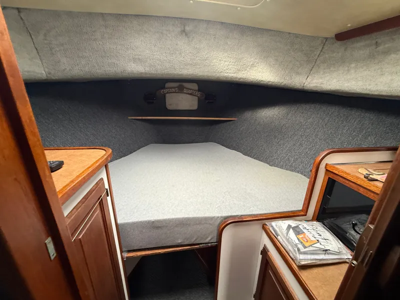 Slide: The Image of Mainship 34 Trawler 1978 - 13