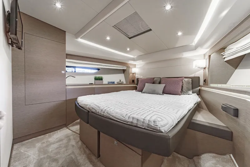 Slide: The Image of Luxurious cabin on a 2018 Prestige 560 yacht. - 36