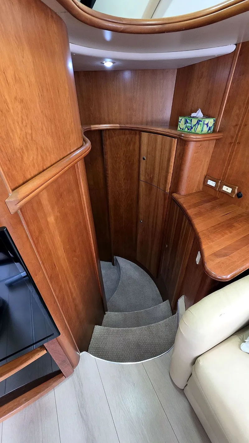 Slide: The Image of Berthing Companionway - 22