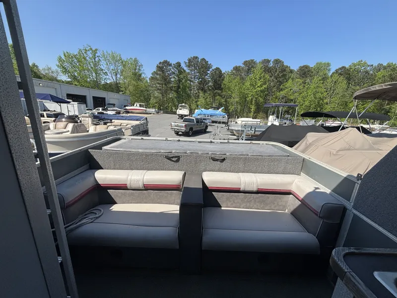 Slide: The Image of Interior of a 1990 Sun Tracker Party Hut 28 at a boatyard. - 21