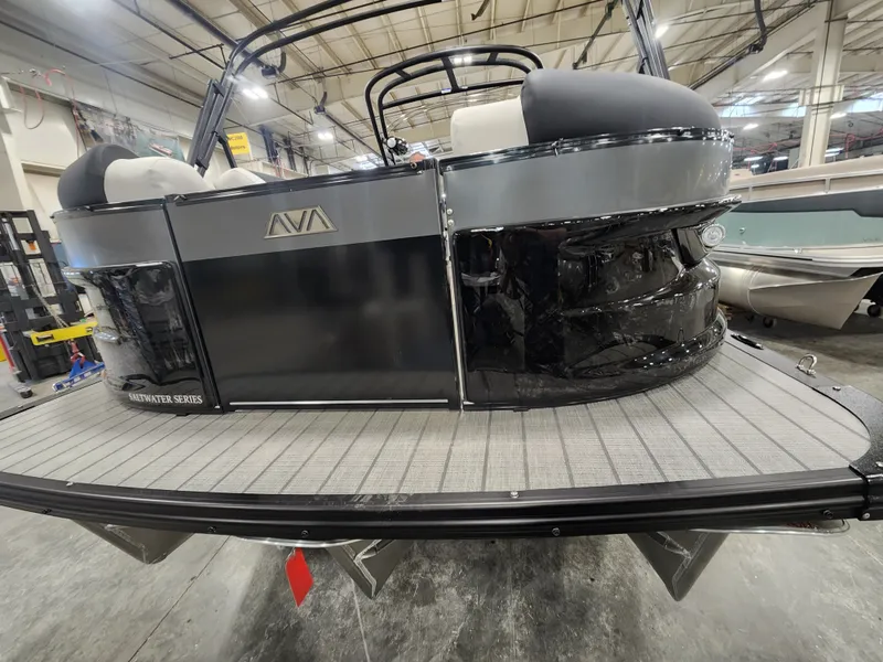 Slide: The Image of Avalon Excalibur LTD Elite Windshield - 27 FT w/ 425HP V10 Mercury! 2026 - 5