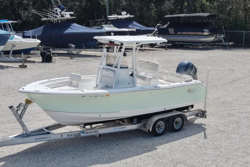 The Image of Sea Hunt Ultra 225 2020 - undefined