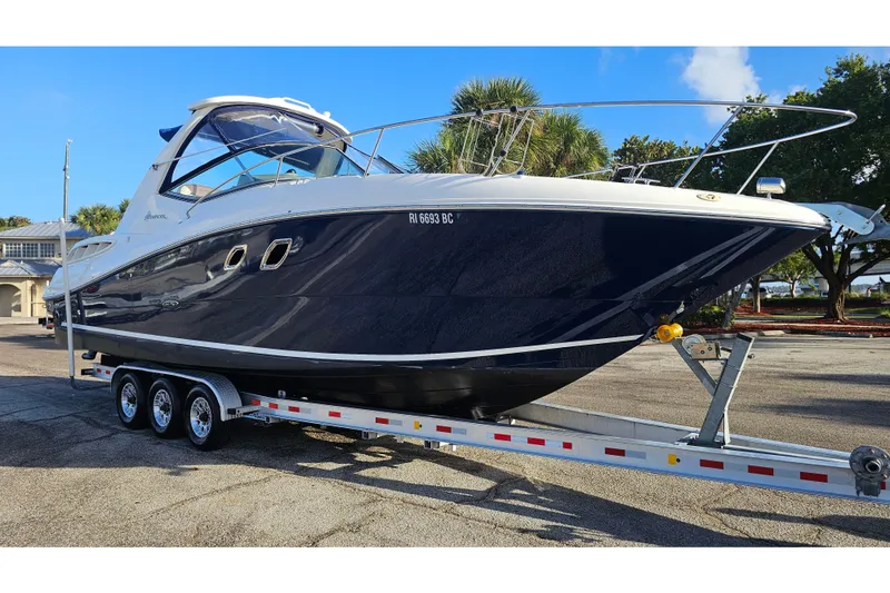 The Image of Sea Ray Sundancer 310 2008 - undefined