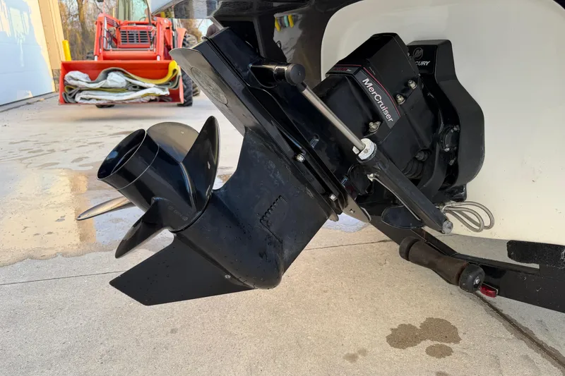 Slide: The Image of 2017 Monterey 196FS boat with MerCruiser outboard motor and propeller. - 10