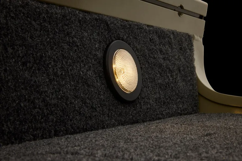 Slide: The Image of Tracker Targa V-18 Combo 2026 - 81