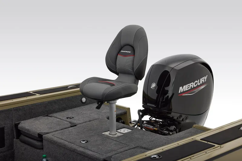 Slide: The Image of Tracker Targa V-18 Combo 2026 - 83