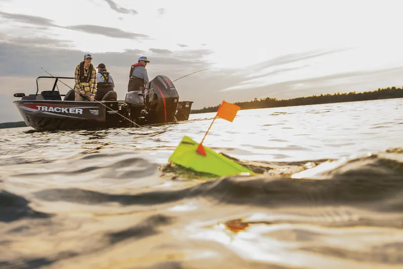 Slide: The Image of Tracker Targa V-19 WT 2026 - 75