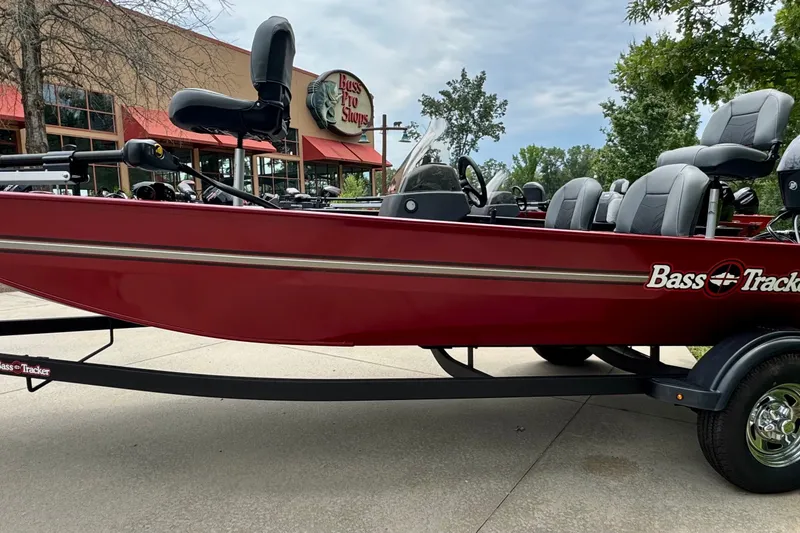 The Image of 2026 Tracker Bass Tracker Classic XL boat displayed outside Bass Pro Shops. - 0