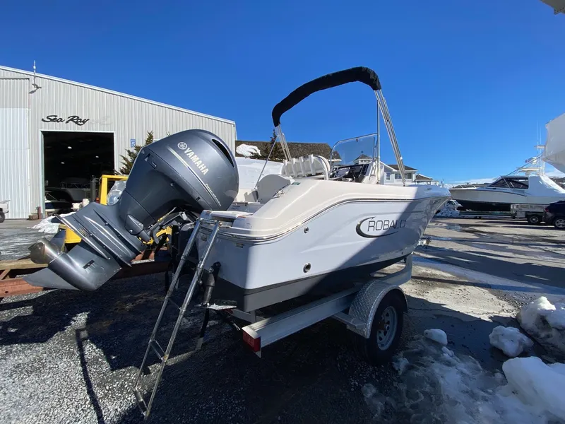 Slide: The Image of Robalo R180 Center Console 2023 - 2