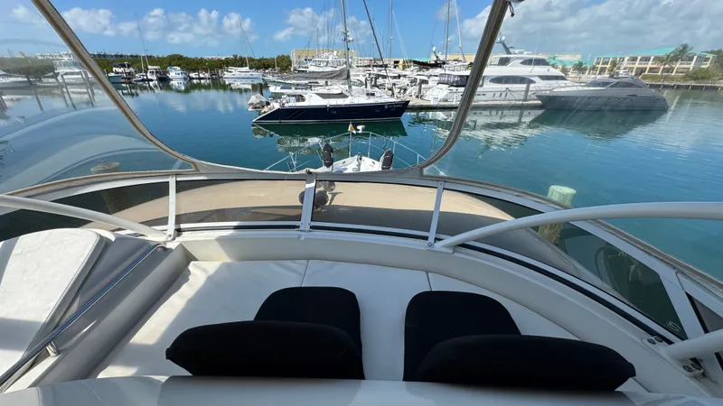 Slide: The Image of Flybridge Seating - 20