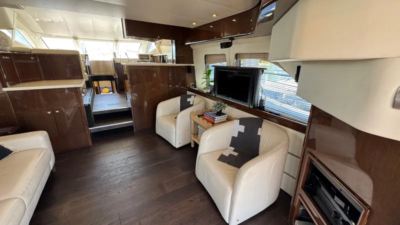 Slide: The Image of Salon Looking Starboard - 33