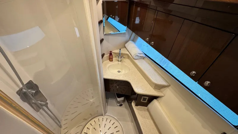 Slide: The Image of Forward VIP Wet Head - 56