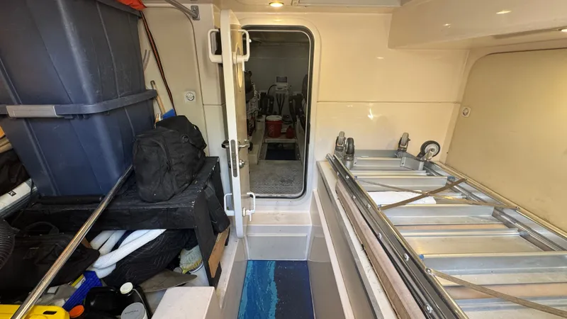 Slide: The Image of Companionway Storage - 75