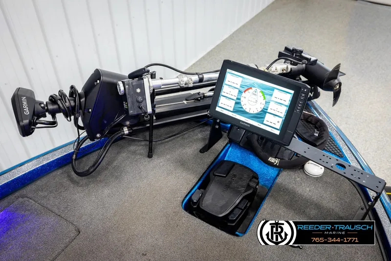 Slide: The Image of 2008 Triton 20X2 DC boat with Garmin navigation system and trolling motor. - 44