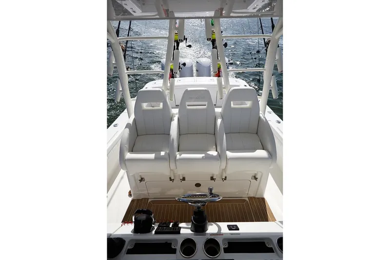 Slide: The Image of Regulator Marine 41 2018 - 14