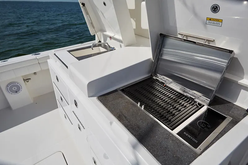 Slide: The Image of Regulator Marine 41 2018 - 4