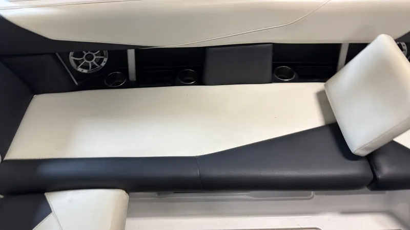 Slide: The Image of ATX 22 Type-S 2020 - 7