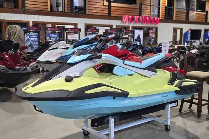 The Image of Yamaha JetBlaster PRO 3-Up 2025 - undefined