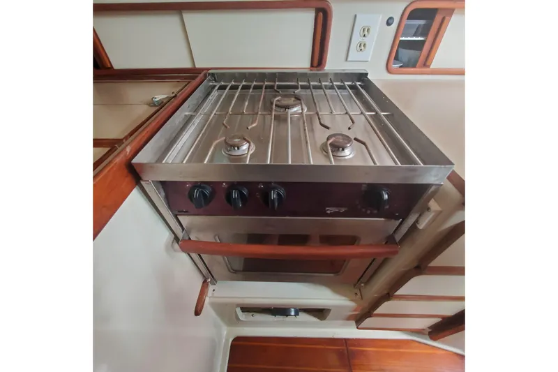 Slide: The Image of Stove and oven in 1987 Irwin 38 Mk II yacht kitchen. - 12