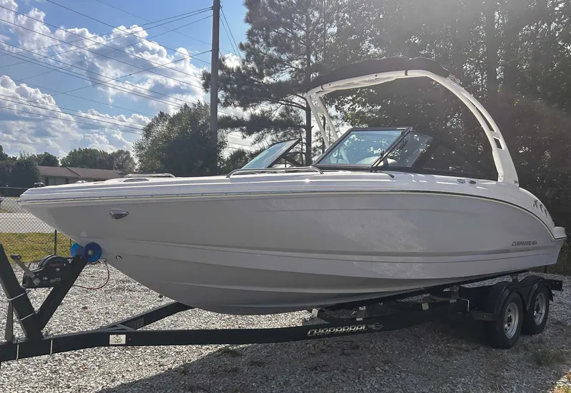 Slide: The Image of Chaparral 23 SSi 2026 on trailer, side view. - 5